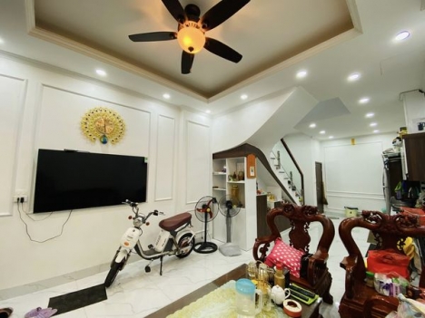 Gấp! Nhà Khương Trung p/lô ô tô, siêu đẹp, dt 45m2x4t, mt 4m, 6.7 tỷ.