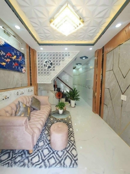 XE HƠI ĐẬU TRƯỚC NHÀ - 3 TẦNG -  NHÀ MỚI Ở NGAY CHỈ GẦN 3 TỶ