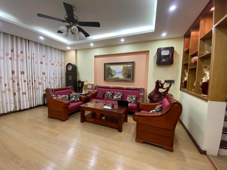 Bán nhà Đường Nguyễn Phong Sắc, 95m2, phân lô, 2 thoáng, ô tô tránh, Kinh doanh, 3 bước ra phố