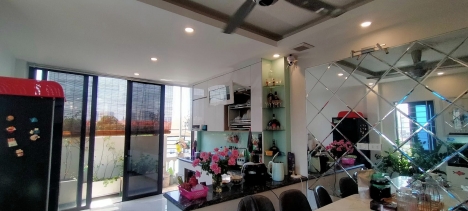 Bán Nhà Tôn Đức Thắng 13.6 tỷ ,69m x 5 tầng,mặt tiền 5.2m..gara ô tô kinh doanh đỉnh...