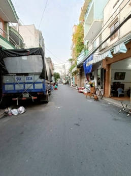 BÁN NHÀ TÂN PHÚ, HXH 6M QUAY ĐẦU, SÁT MT TRẦN VĂN CẨN, GẦN LŨY BÁN BÍCH, HÒA BÌNH, SỔ VUÔNG VẮN,