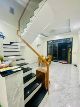 Nhà mới xây 4 tầng, HXH - Phường linh Đông - Thủ Đức, DT 55 m2, Chỉ 6.,5 tỷ