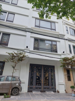 Bán nhà Mặt ngõ 2 Ô tô tránh nhau, ngõ thông ô Tô vào nhà, DT40m2, 6 Tầng 5 ngủ,4 vệ sinh tiện ích