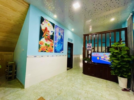 Nhà Diện tích sd 200m2 - Ô tô tận sân - Cách Hồ Xuân Hương 2km - Giá Ngộp 3.2ty