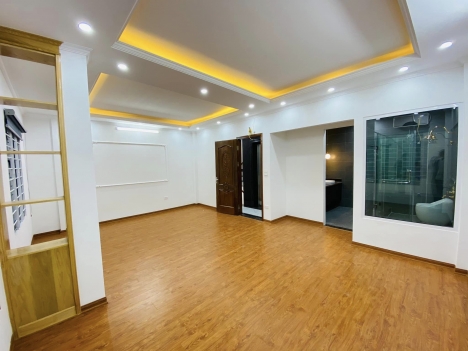 BÁN NHÀ PHỐ KIM GIANG QUẬN THANH XUÂN  50M 6T MT6M 8.5 TỶ NHÀ MỚI THANG MÁY LÔ GÓC