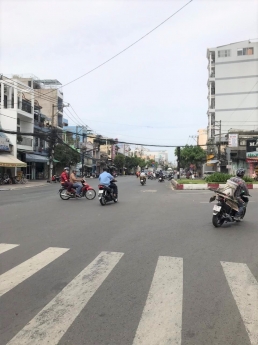 MẶT TIỀN ĐƯỜNG SỐ 8 - BỀ NGANG KHỦNG 6.6m– KINH DOANH ĐA NGÀNH NGHỀ - SÁT CHỢ TÂN QUY .Q7- 150 M2 -