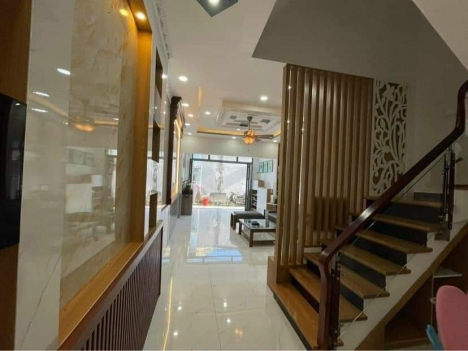 BÁN NHÀ HUỲNH TẤN PHÁT, ĐƯỜNG 6M,  Ô TÔ ĐẬU TRƯỚC CỬA, GIÁ CHỈ 4,X TỶ