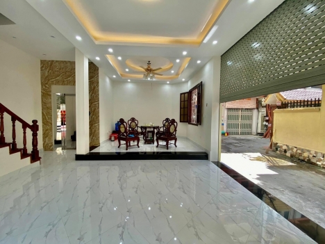 Biệt Thự lộng lẫy Đống Đa Sang trọng Đẳng cấp xứng Tầm Đại Gia..Gara..thang máy nhập khẩu