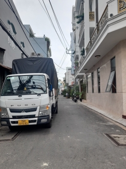 Nhà đẹp VƯỜN LÀI TÂN PHÚ 80m 4 tầng nhỉnh 8 tỷ .Hẻm thông xe tải