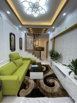 Bán nhà đường Tam Trinh, Hoàng Mai. DT 35m2 x 5 tầng. Nhà ngõ ôtô tránh cực hiếm. Giá 3,6 tỷ
