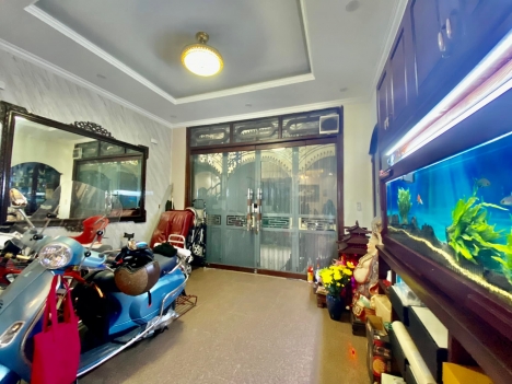 Bán nhà kv XÃ ĐÀN 59.9m2, 5 tầng, 4 phòng ngủ, sổ đỏ chính chủ, không lỗi phong thuỷ