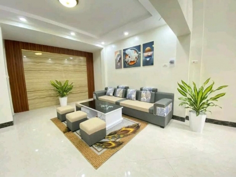 BÁN NHÀ PHỐ HOÀNG VĂN THÁI: 45M2, 5 TẦNG, 3 NGỦ, LÔ GÓC, 3 GÁC. 4 TỶ