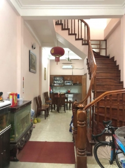 BÁN NHÀ PHÙNG CHÍ KIÊN CẦU GIẤY, PHÂN LÔ, Ô TÔ ĐỖ CỬA, NHÀ ĐẸP, GIÁ CHỈ 7 TỶ 8