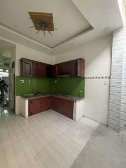 Cần bán gấp nhà hẻm 202 Phạm Văn Hai, quận Tân Bình, 39m2 (3,6 x 10,8)
