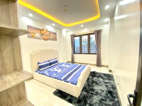 Bán nhà ngã 5 Hà Trì, Mặt Ngõ, Trung Tâm, 32m2, 5 tầng, MT 3,5m