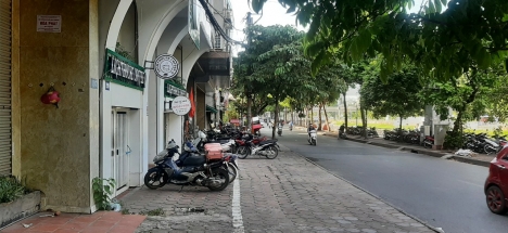 Siêu phẩm đường ô tô Trung Hòa - 100m2 giá 19,9 tỷ.