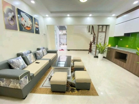 BÁN NHÀ PHỐ HOÀNG VĂN THÁI: 45M2, 5 TẦNG, 3 NGỦ, LÔ GÓC, 3 GÁC. 4 TỶ