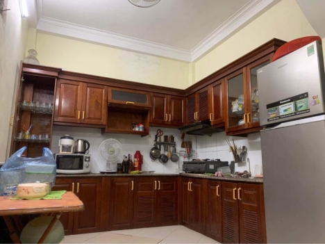 Bán nhà ngõ 158 Trương Định, Hai Bà Trưng, 4 tầng, 32 m, lô góc chỉ 3 tỷ 2