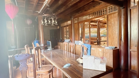 BÁN  NHÀ HÀNG MẶT PHỐ LỚN - KINH DOANH SIÊU ĐÔNG KHÁCH - DOANH THU CAO 2 TỶ/ THÁNG - VỊ TRÍ ĐẸP