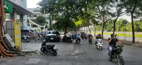 Siêu phẩm Nhà Phố Nguyễn Khang - 92m2 giá 18,9 tỷ.