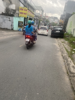 Nhà đẹp HXH khu đất vàng Hồ Bá Phấn quận 9.  5.5x12m ở liền. Giá 4 tỷ 6 TL.