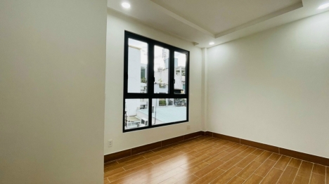 NHÀ MỚI TINH CẦM BÁ THƯỚC, TRUNG TÂM PHÚ NHUẬN, 39.5M2, 4 TẦNG, 6.5 TỶ TL