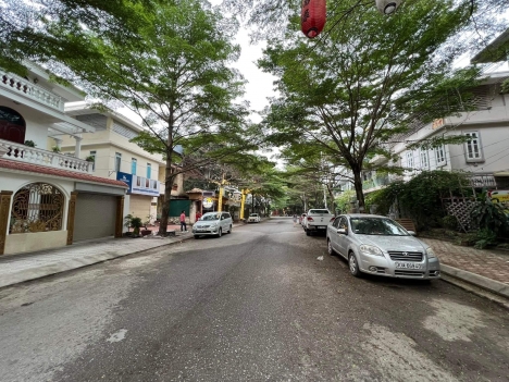 Chính chủ bán Biệt thự Văn Khê, Dương Nội, Hà Đông, Mặt đường kinh doanh giá thương lượng.