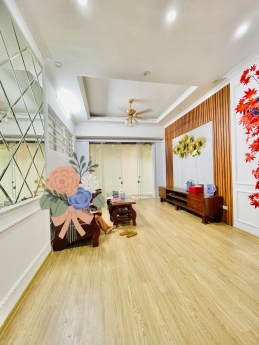 Bán nhà kv Giải Phóng, 24m2 x 5 tầng, 5 phòng ngủ, 120 tr/năm đang cho thuê 1 năm. Sổ đỏ riêng