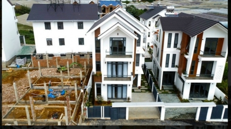 Cần bán cặp biệt thự xinh xắn trên đường Nguyễn Hữu Cầu, Phường 12, TP. Đà Lạt, giá 25 tỷ