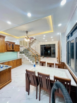 MẶT TIỀN 5X19 ĐƯỜNG 49, P.HIỆP BÌNH CHÁNH, TP.THỦ ĐỨC - FULL NỘI THẤT GIÁ 11.3TỶ.