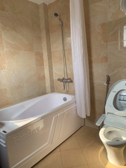 ÔTÔ vào nhà, Tô Ngọc Vân 85 x 6 tầng, MT 7m, giá 17.2 tỷ.