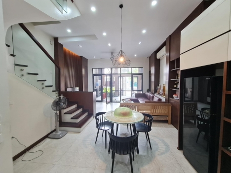 Bán nhà NGHĨA ĐÔ-CẦU GIẤY kinh doanh-phân lô-ô tô tránh-nhà siêu đẹp-12.3Tỷ