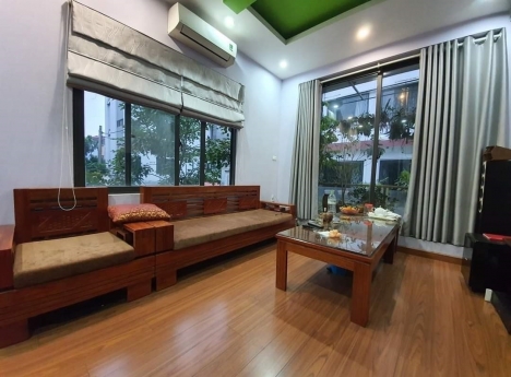 Bán Nhà Đào Tấn 65 m x 5 tầng, nhỉnh 8 tỷ. Ngõ rộng, chỉ 10m ra ô tô