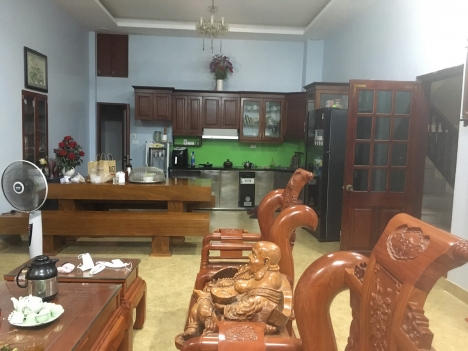 Chính chủ nhà Khương Trung cách ô tô 5m, hàng xóm thân thiện, dt 66m, mt 7.8m,6.5 tỷ.