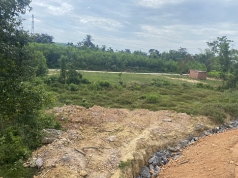 Cần bán 400m² đất ở 330m²
Vị trí:Thôn Hội Phước Xã Hòa Phú - Huyện Hòa Vang - Đà Nẵng.