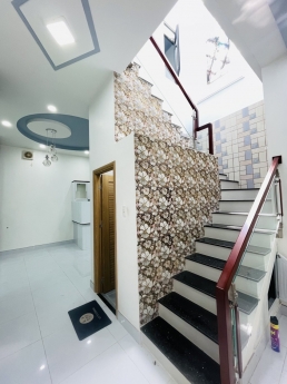 BÁN GẤP NHÀ HXH SIÊU PHẨM HOÀNG HOA THÁM BÌNH THẠNH-94M2 NỞ HẬU4PN-4WC-SÂN ĐỂ 10 CHIẾC XE-NHỈNH 7 TỶ