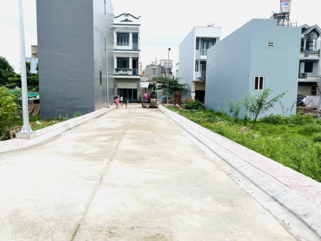 Bán đất đường Bình Thành Bình Tân 54m2 giá 2tyxx