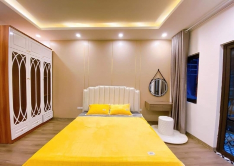 Chủ cần bán gấp, ô tô vào nhà, Vạn Phúc, Gần Đường,46m2, 5 tầng, MT4m