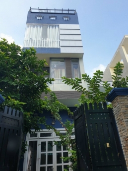 Bán nhà 1 trệt 2 lầu, sạch đẹp Đang cho thuê đường Đại Lộ 3 , Phước Bình, giá tốt chỉ 10.8 tỷ.