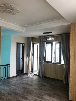 NHÀ MỚI - MẶT TIỀN- XE HƠI ĐỖ CỬA-TRUNG TÂM PHÚ NHUẬN-GIÁ NHỈNH 11TY.