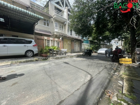 HÀNG NGỘP,Chỉ 3,39 tỷ.Bán nhà 1 trệt, 2 lầu, 56m2, SHR, thổ cư, sát chợ đầu mối Tân Biên, Biên Hoà,