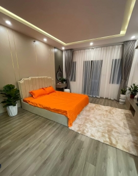 Chủ cần bán gấp, ô tô vào nhà, Vạn Phúc, Gần Đường,46m2, 5 tầng, MT4m