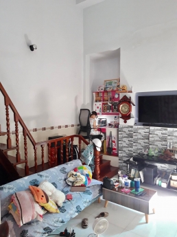 Bán nhà Phạm Văn Đồng, gần phố, ô tô, tặng nội thất, dt 45m2, giá 3.5 tỷ