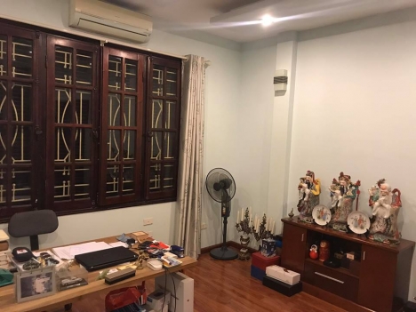 Lô góc, ÔTÔ 15m, Văn Cao 76m x 5 tầng, MT 6m, giá 8.3  tỷ.