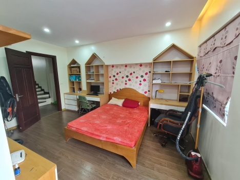 Bán nhà NGHĨA ĐÔ-CẦU GIẤY kinh doanh-phân lô-ô tô tránh-nhà siêu đẹp-12.3Tỷ