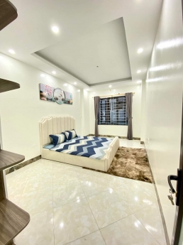 Bán nhà ngã 5 Hà Trì, Mặt Ngõ, Trung Tâm, 32m2, 5 tầng, MT 3,5m