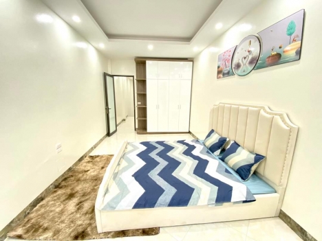 Bán nhà ngã 5 Hà Trì, Mặt Ngõ, Trung Tâm, 32m2, 5 tầng, MT 3,5m