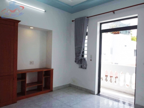 80M RA MT NGUYỄN ẢNH THỦ - HXH - 3 TẦNG, 4 PN. NHÀ ĐẸP Ở NGAY.