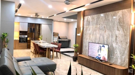 NHÀ ĐẸP _ Ô TÔ 7 CHỔ NGŨ TRONG NHÀ_ TẶNG HẾT NỘI THẤT CAO CẤP