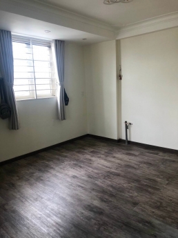NHÀ MỚI - MẶT TIỀN- XE HƠI ĐỖ CỬA-TRUNG TÂM PHÚ NHUẬN-GIÁ NHỈNH 11TY.